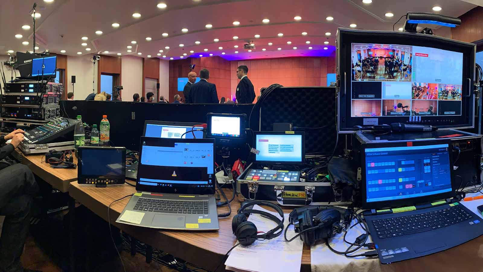 Das Hybrid Event für die Frankfurter Sparkasse ist eine Referenz der WOA Eventagentur